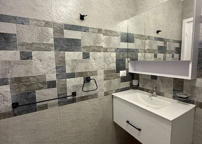 Apartment Luxury Modern Flat With Great Location *