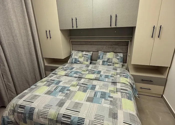 Luxury Modern Flat With Great Location *